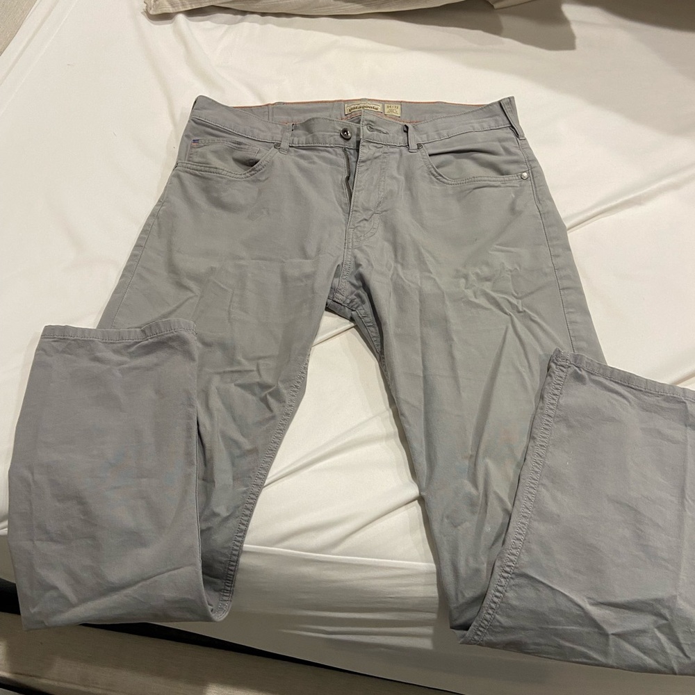 Men’s Patagonia pants (34 32)